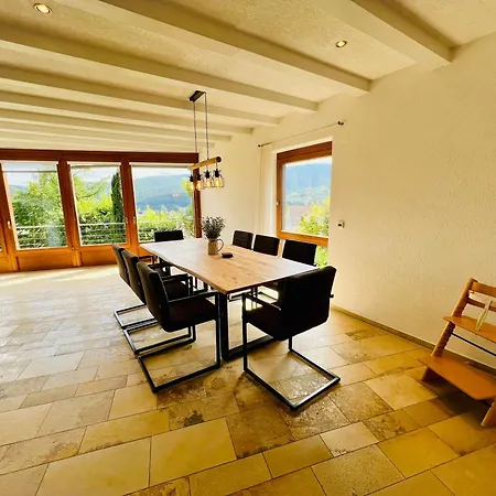 Appartement Panoramablick Mit Privatparkplatz, 2 Balkone Und 1,5 Baeder Titisee-Neustadt