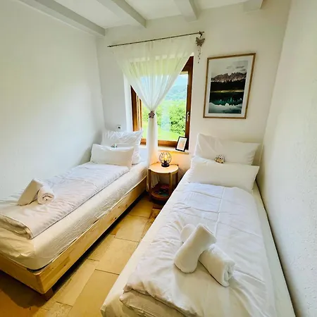 Panoramablick Mit Privatparkplatz, 2 Balkone Und 1,5 Baeder Appartamento *