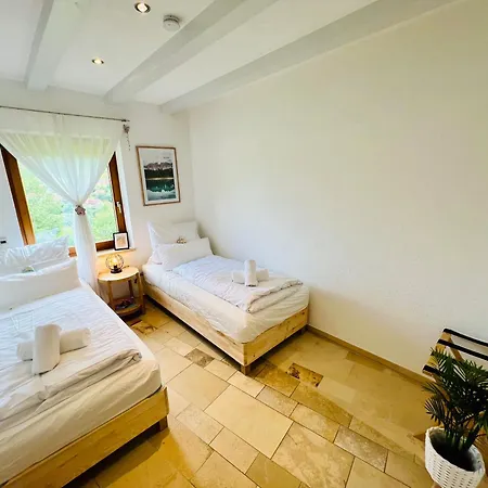 Appartement Panoramablick Mit Privatparkplatz, 2 Balkone Und 1,5 Baeder Titisee-Neustadt