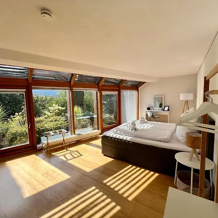 Appartement Panoramablick Mit Privatparkplatz, 2 Balkone Und 1,5 Baeder *