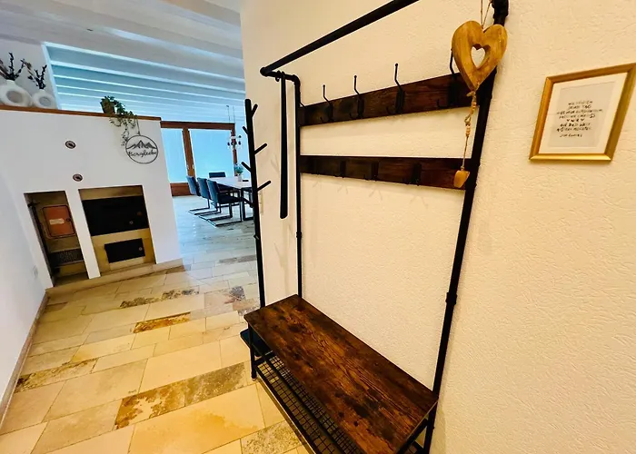 Panoramablick Mit Privatparkplatz, 2 Balkone Und 1,5 Baeder