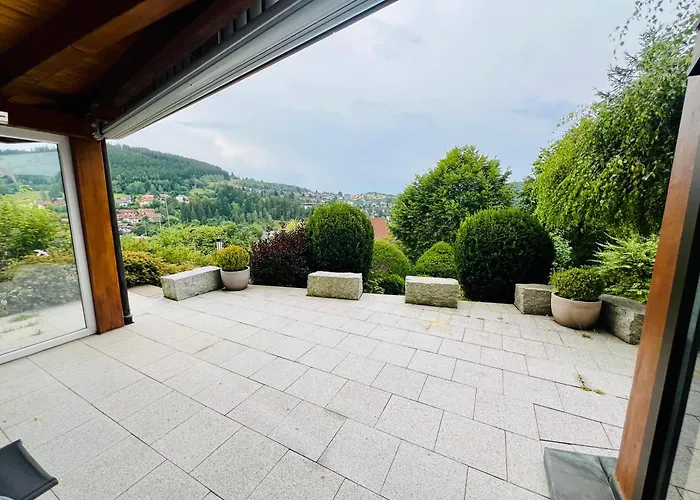 Apartamento Panoramablick Mit Privatparkplatz, 2 Balkone Und 1,5 Baeder *