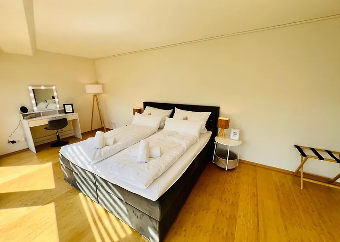 Apartamento Panoramablick Mit Privatparkplatz, 2 Balkone Und 1,5 Baeder Titisee-Neustadt