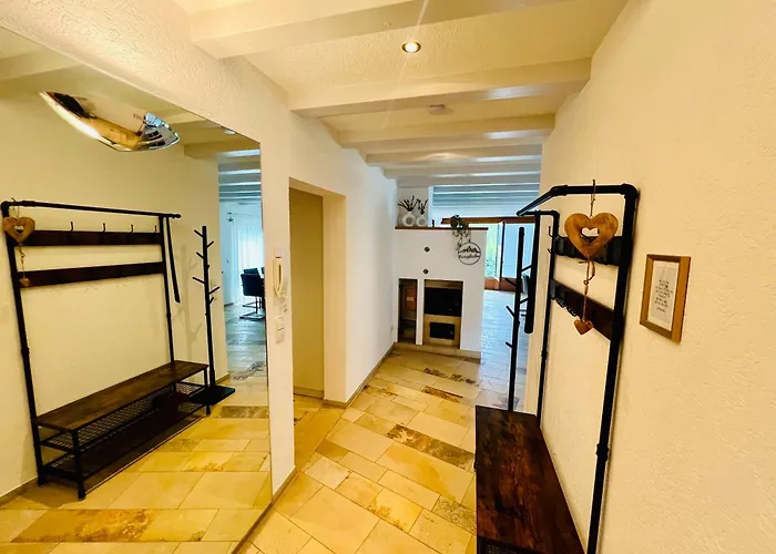 Panoramablick Mit Privatparkplatz, 2 Balkone Und 1,5 Baeder