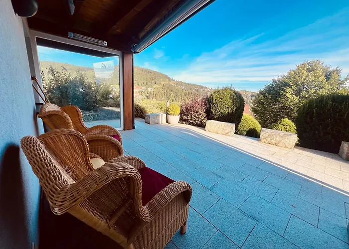 Panoramablick Mit Privatparkplatz, 2 Balkone Und 1,5 Baeder Apartamento *